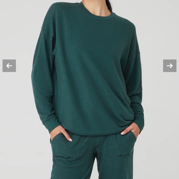 ALO Yoga Sweaters - NWT Alo Yoga Soho Pullover Midnight Green Sz XS